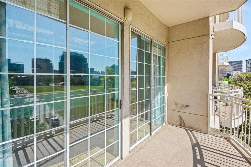 3225 Turtle Creek Boulevard, #212, Dallas, TX 75219