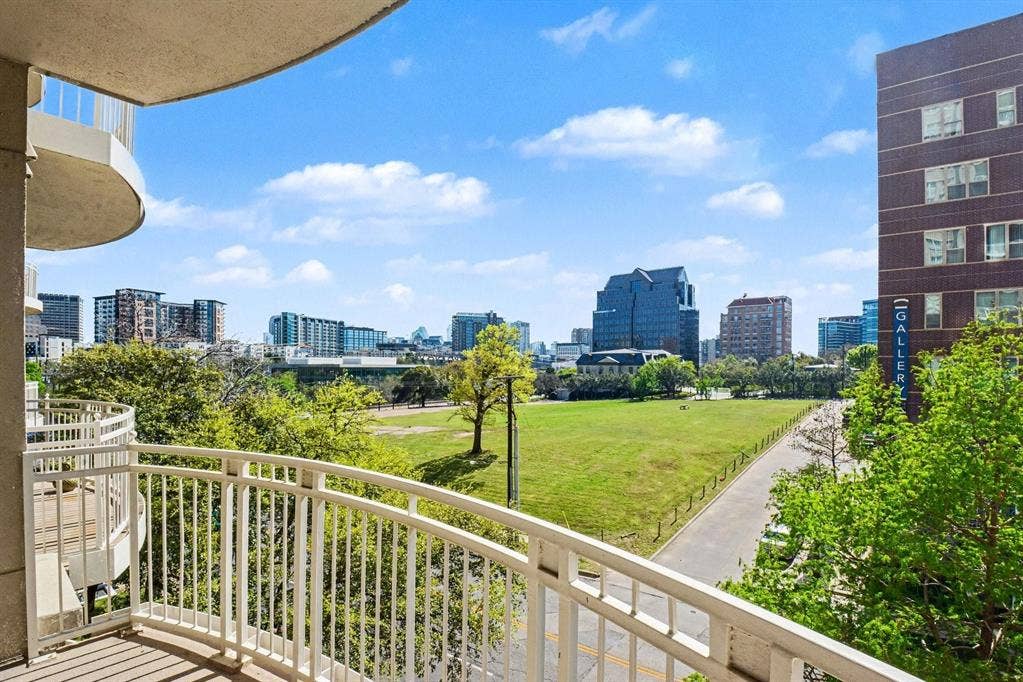 3225 Turtle Creek Boulevard, #212, Dallas, TX 75219