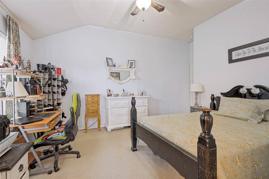 2118 Hanakoa Falls Drive, Anna, TX 75409 Vaulted ceiling and light paint welcome you into the primary bedroom.