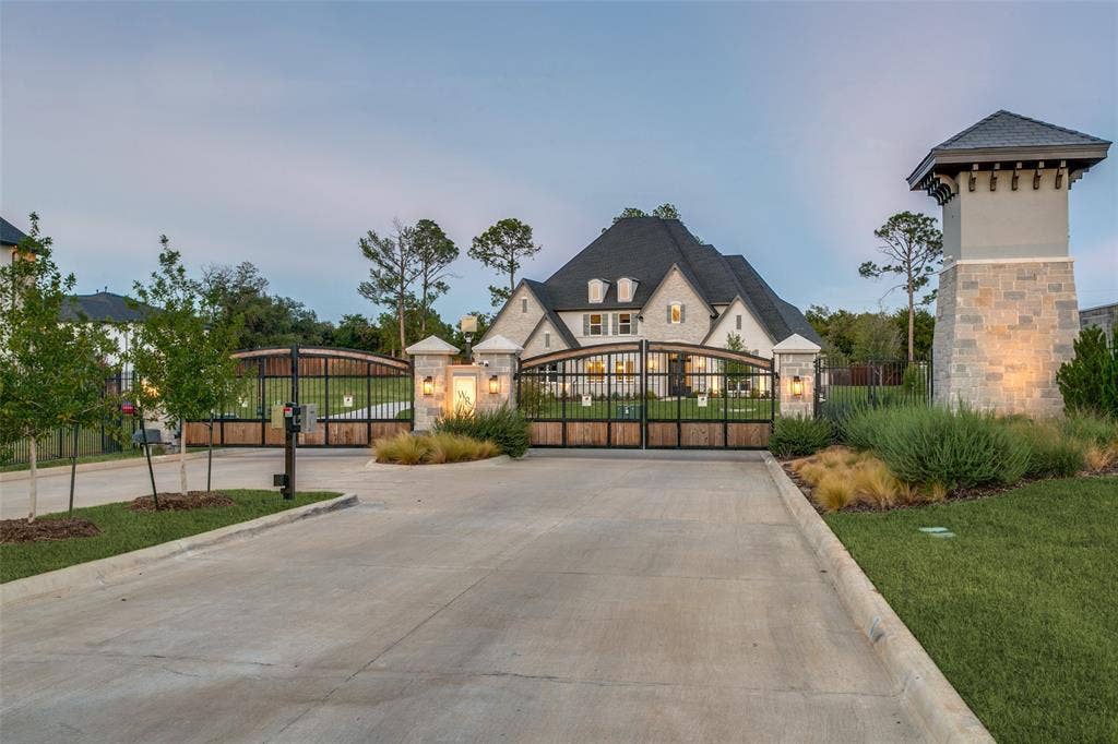 1021 Williams Lane, Copper Canyon, TX 75077 Private Gated Neighborhood.