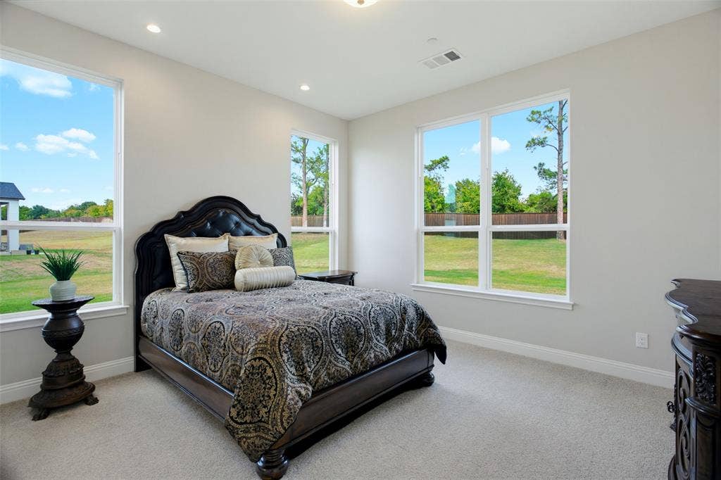 1021 Williams Lane, Copper Canyon, TX 75077 Downstairs 2nd Bedroom with Ensuite Full Bath.