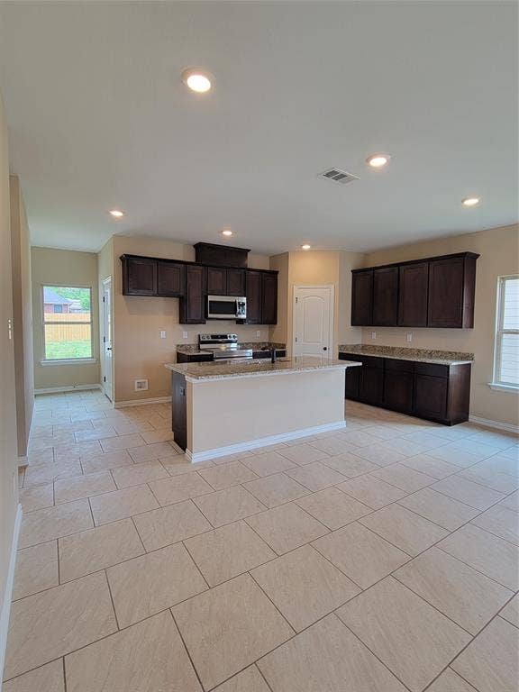 108 Canales Circle, Greenville, TX 75401 108 Canales Circle, Greenville, TX 75401