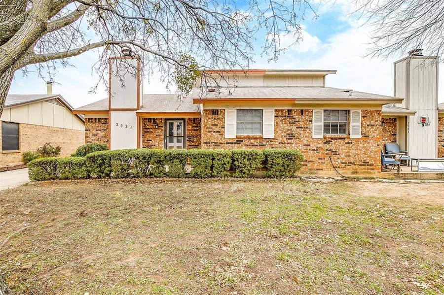 Property photo for 2521 Indigo Lane, Arlington, TX