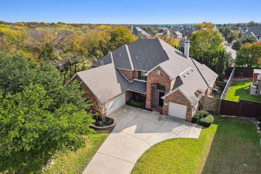 Property photo for 6328 Creek Bluff Court, Sachse, TX