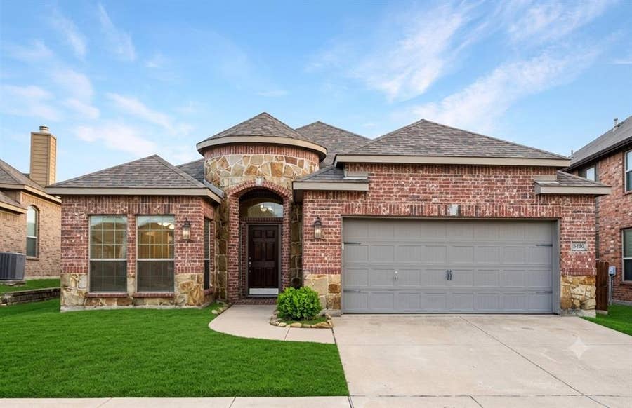 Property photo for 3456 Caspian Cove, Fort Worth, TX