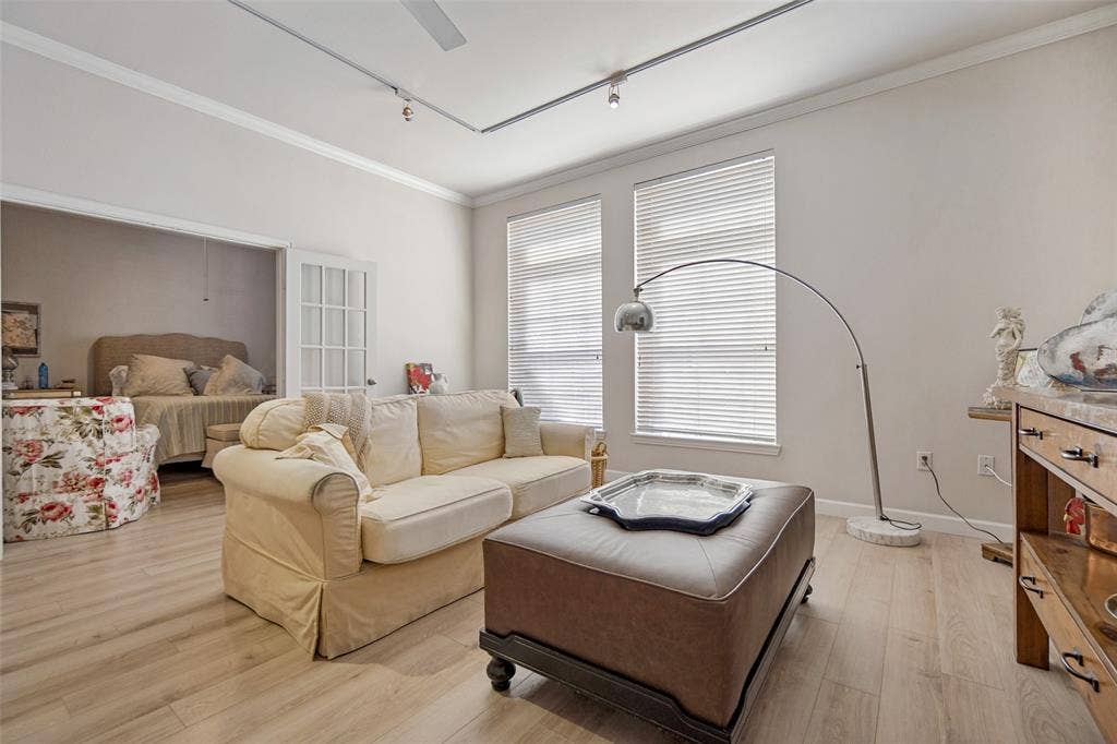 2305 Worthington Street, #104, Dallas, TX 75204 Another view of the living space with room for a desk work area too!