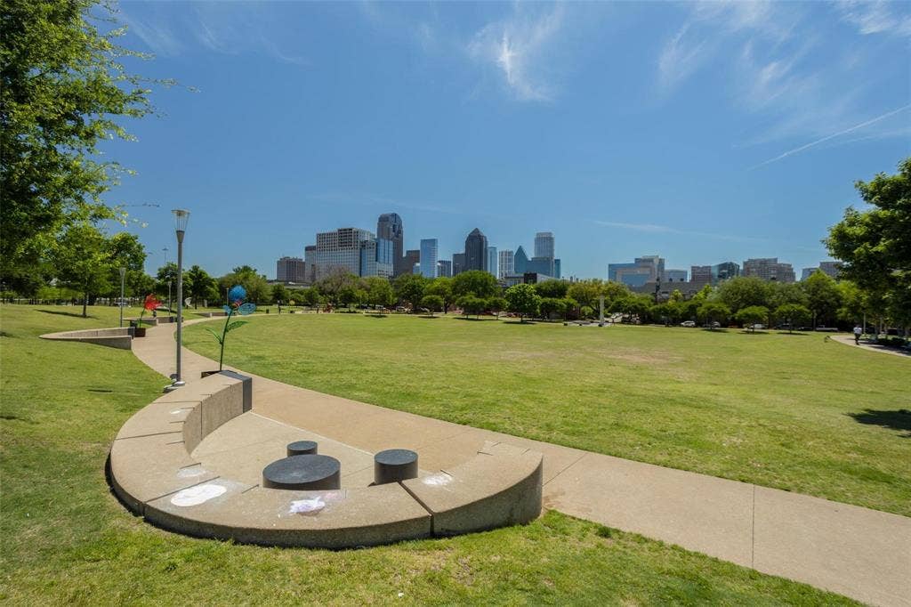 2305 Worthington Street, #104, Dallas, TX 75204 Griggs neighborhood park with children's playground, walking path & dog friendly.