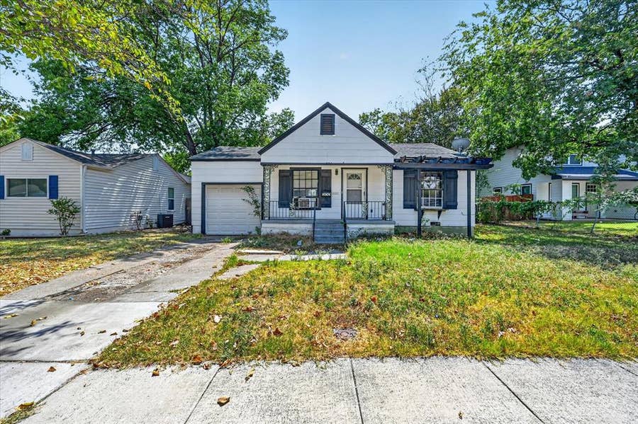 Property photo for 3933 Winfield Avenue, Fort Worth, TX