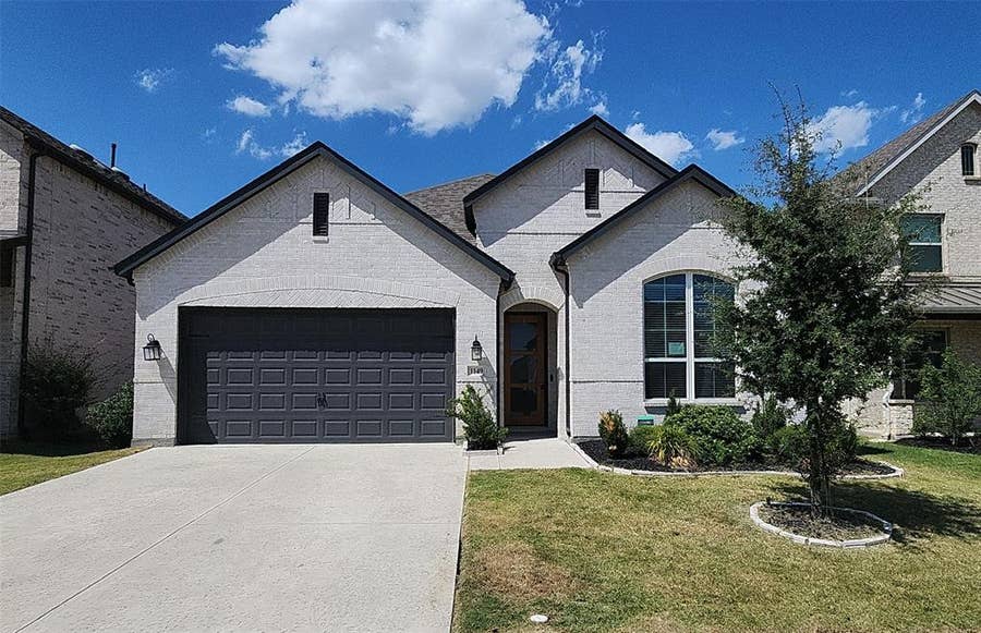 Property photo for 1149 Superbloom Avenue, Justin, TX