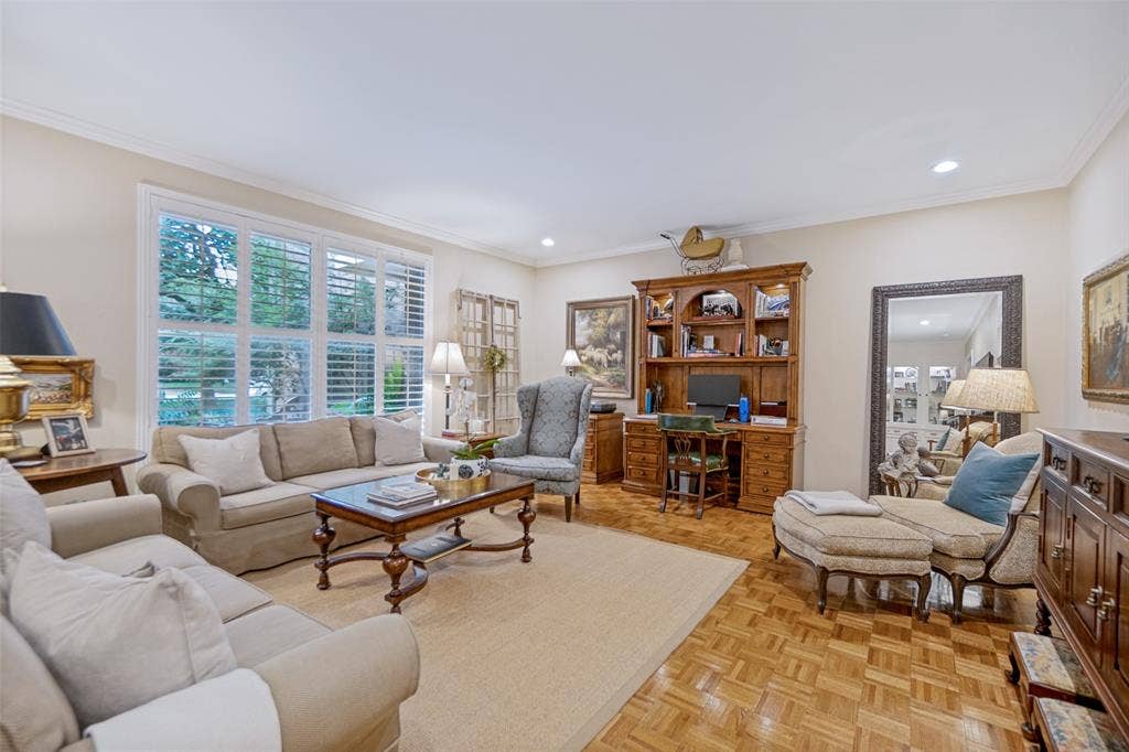 6324 Bandera Avenue, #B, Dallas, TX 75225 6324 Bandera Avenue, #B, Dallas, TX 75225