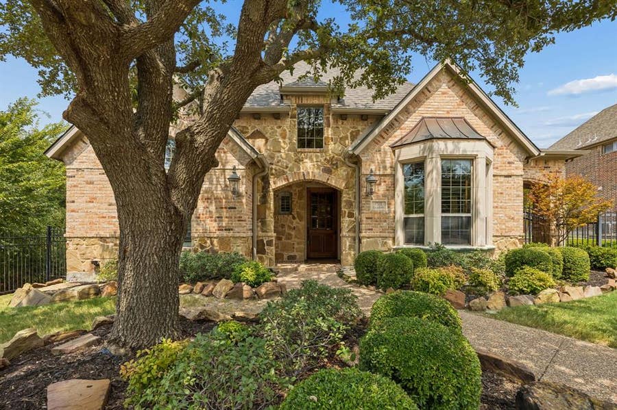 Property photo for 1501 Litchfield Drive, McKinney, TX