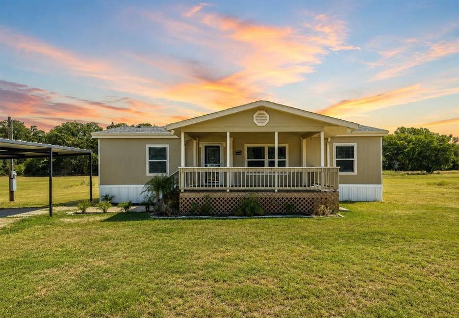 Property photo for 316 Joanne Drive, Gholson, TX