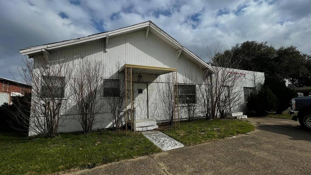 3304 S Polk Street, Dallas, TX 75224 3304 S Polk Street, Dallas, TX 75224