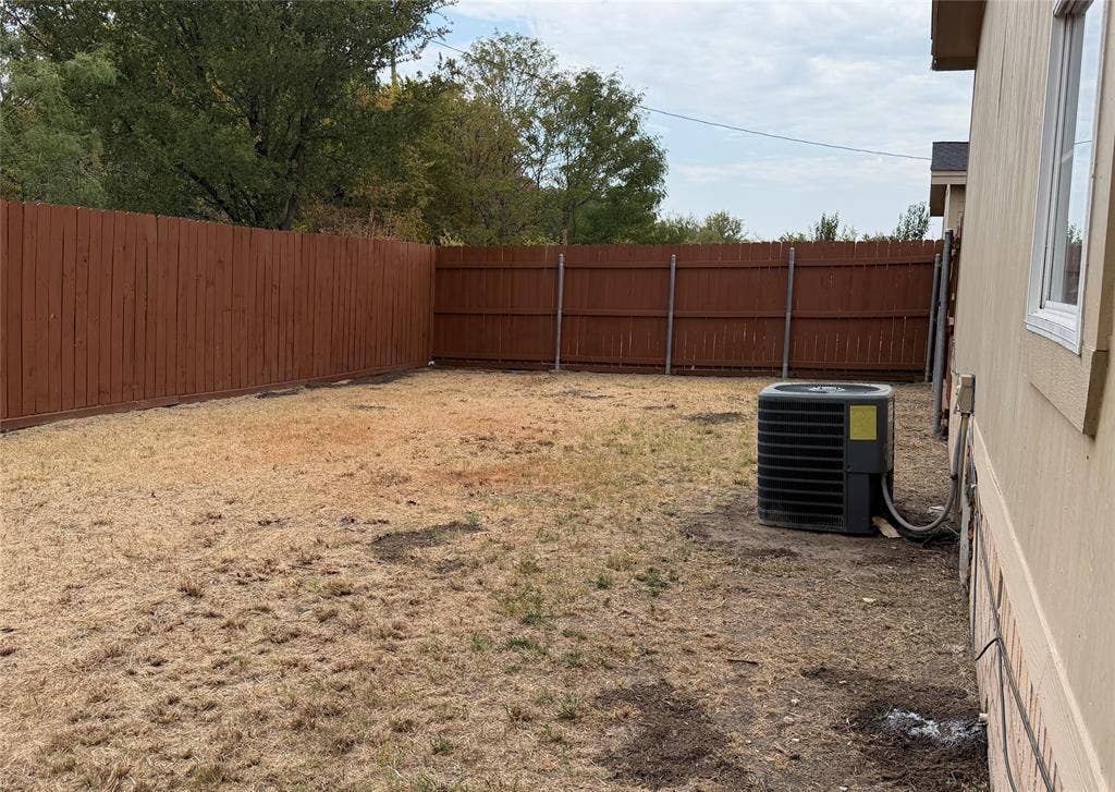 13755 Biggs Street, Dallas, TX 75253 13755 Biggs Street, Dallas, TX 75253