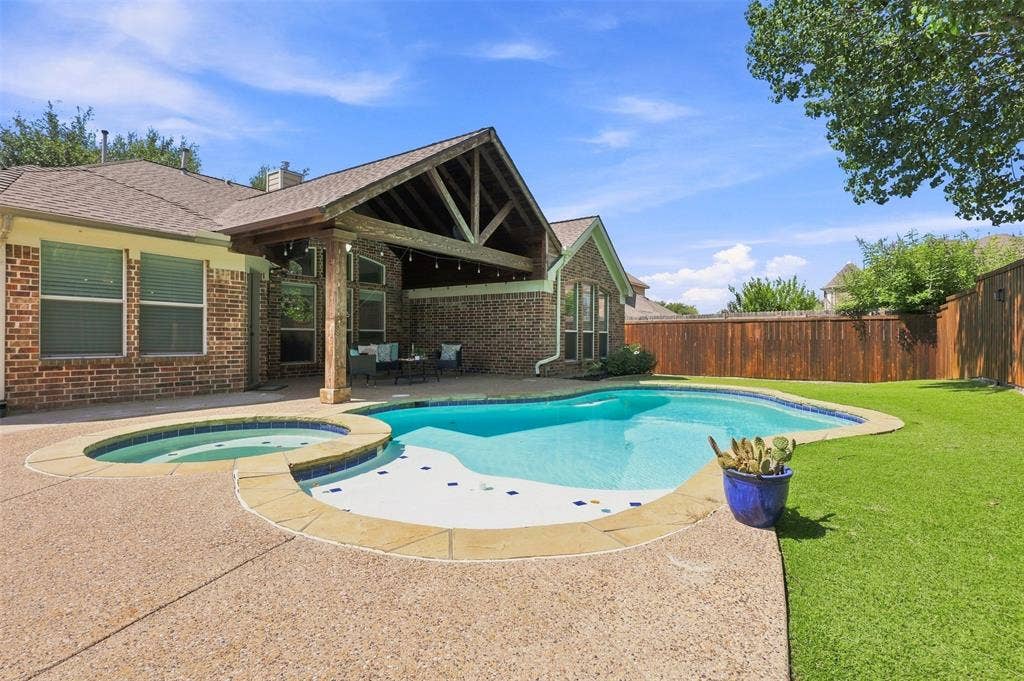15004 Appaloosa Drive, Frisco, TX 75035 15004 Appaloosa Drive, Frisco, TX 75035