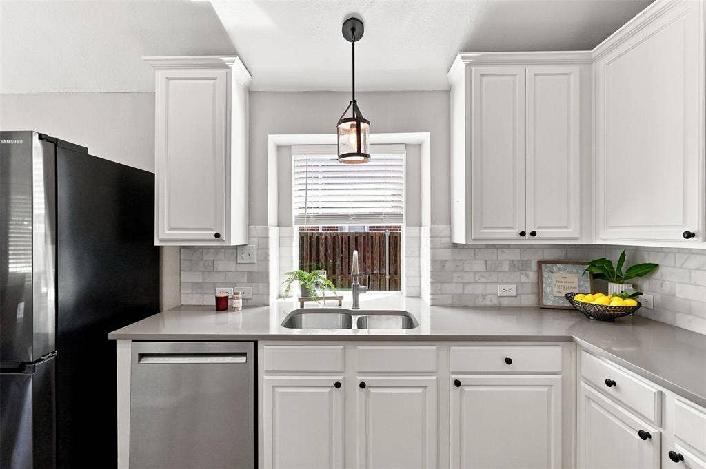 15004 Appaloosa Drive, Frisco, TX 75035 15004 Appaloosa Drive, Frisco, TX 75035
