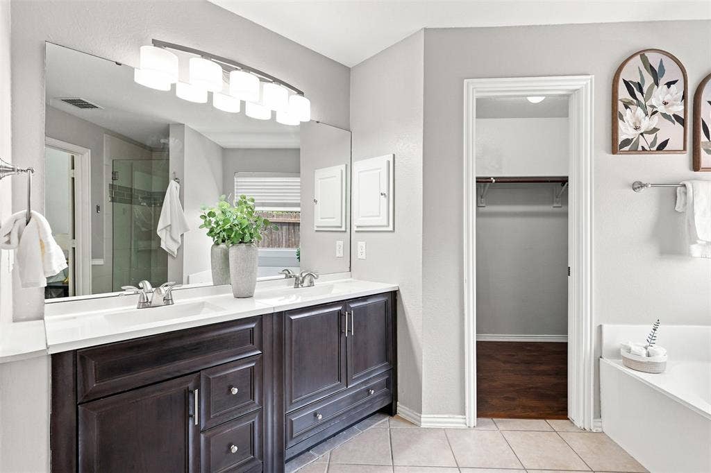 15004 Appaloosa Drive, Frisco, TX 75035 15004 Appaloosa Drive, Frisco, TX 75035