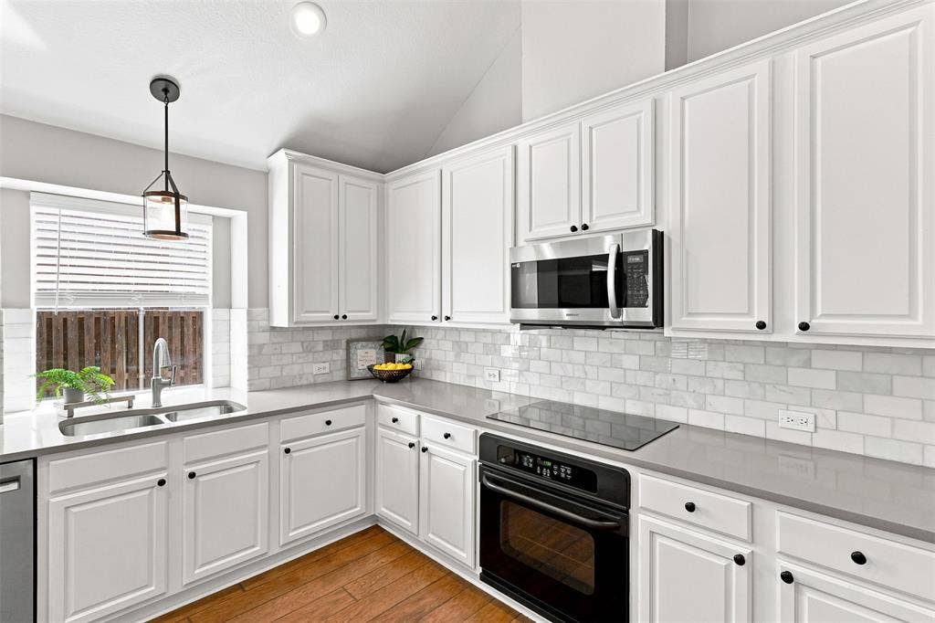 15004 Appaloosa Drive, Frisco, TX 75035 15004 Appaloosa Drive, Frisco, TX 75035