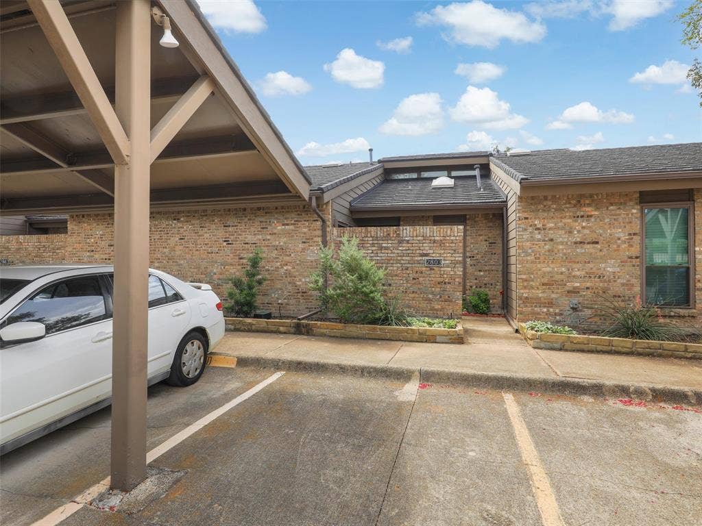 2204 W Park Boulevard, #2803, Plano, TX 75075 2204 W Park Boulevard, #2803, Plano, TX 75075
