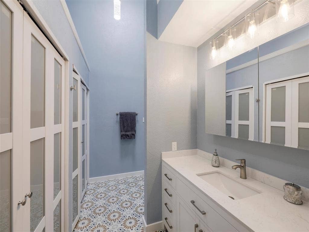 2204 W Park Boulevard, #2803, Plano, TX 75075 2204 W Park Boulevard, #2803, Plano, TX 75075