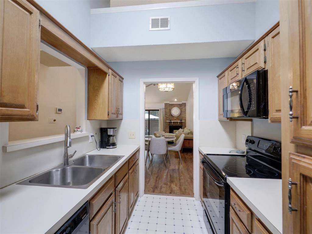 2204 W Park Boulevard, #2803, Plano, TX 75075 2204 W Park Boulevard, #2803, Plano, TX 75075