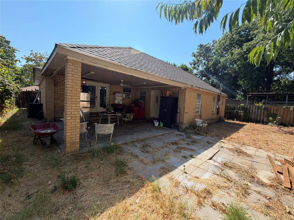 1333 Springlake Drive, Dallas, TX 75217 1333 Springlake Drive, Dallas, TX 75217