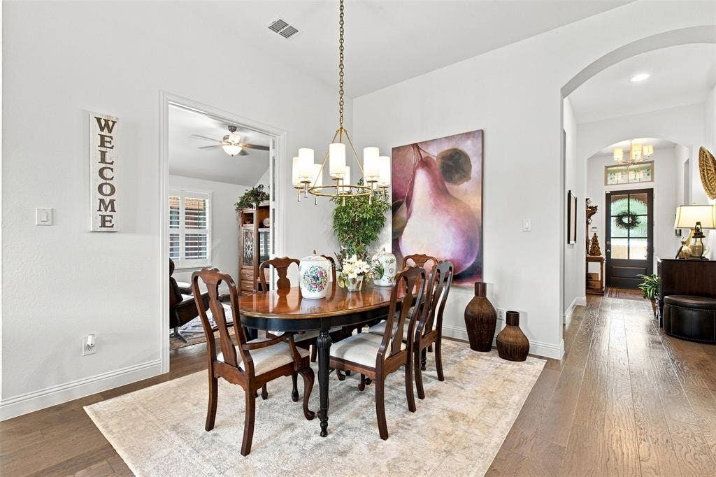 400 Village Creek Drive, McKinney, TX 75071 400 Village Creek Drive, McKinney, TX 75071