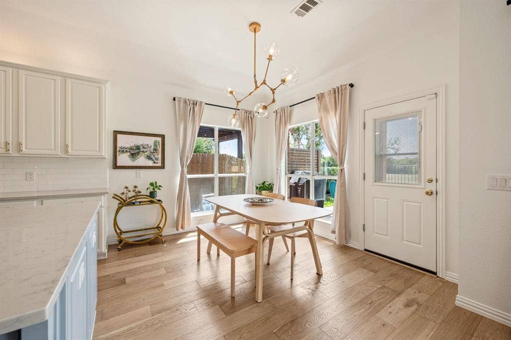 2404 Watercrest Drive, Keller, TX 76248 Enjoy your meals overlooking the peaceful fairways.