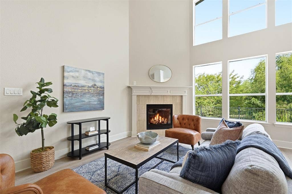1315 Valley Vista Drive, Irving, TX 75063 1315 Valley Vista Drive, Irving, TX 75063