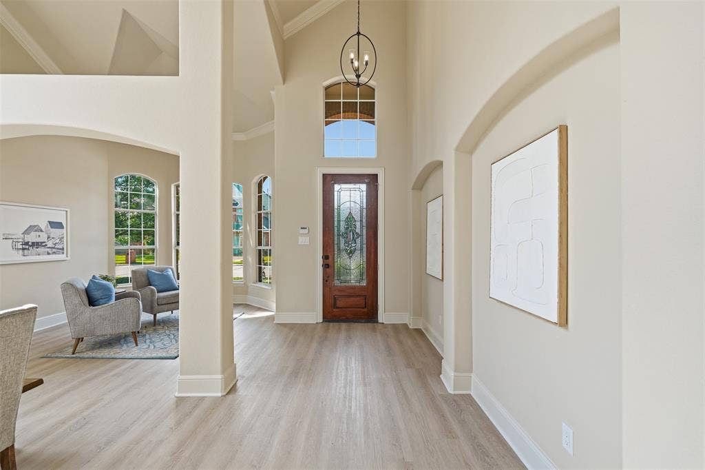 1315 Valley Vista Drive, Irving, TX 75063 1315 Valley Vista Drive, Irving, TX 75063