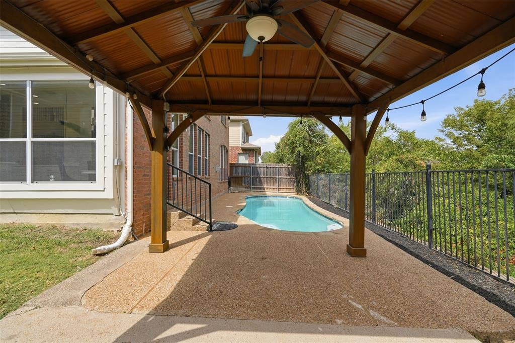 1315 Valley Vista Drive, Irving, TX 75063 1315 Valley Vista Drive, Irving, TX 75063