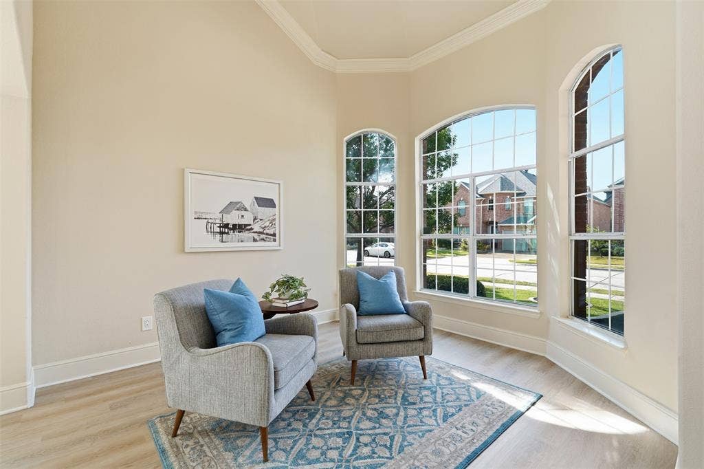 1315 Valley Vista Drive, Irving, TX 75063 1315 Valley Vista Drive, Irving, TX 75063