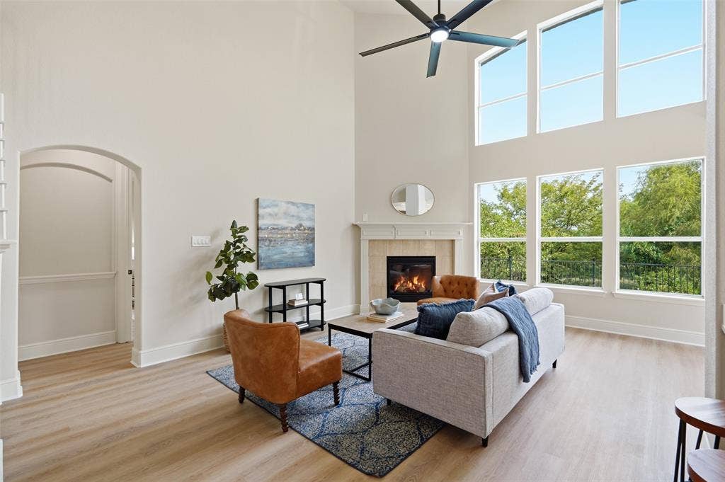 1315 Valley Vista Drive, Irving, TX 75063 1315 Valley Vista Drive, Irving, TX 75063