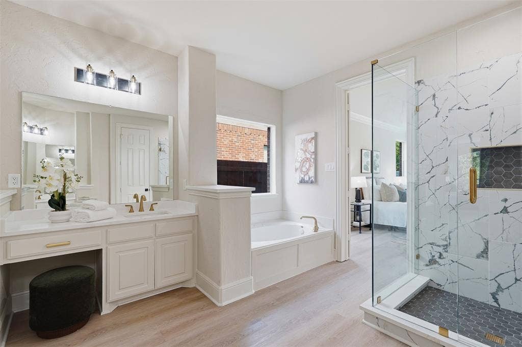 1315 Valley Vista Drive, Irving, TX 75063 1315 Valley Vista Drive, Irving, TX 75063