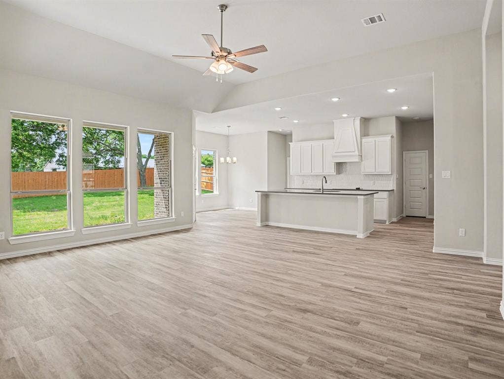 706 Alaina Drive, DeSoto, TX 75115