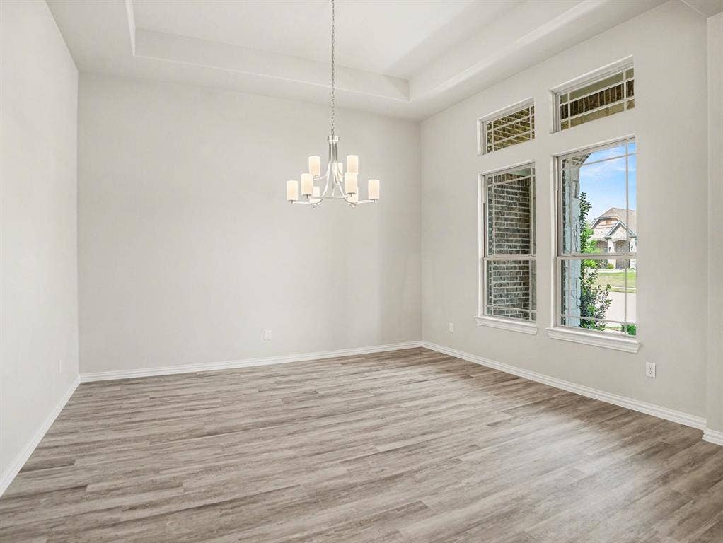 706 Alaina Drive, DeSoto, TX 75115