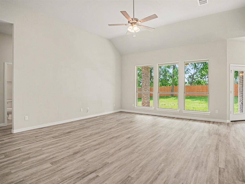 706 Alaina Drive, DeSoto, TX 75115