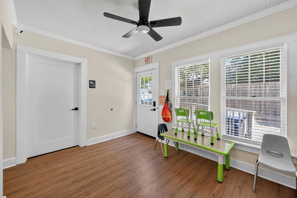 501 S Tennessee Street, McKinney, TX 75069 501 S Tennessee Street, McKinney, TX 75069