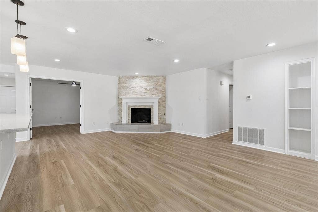 8148 Clear Springs Road, Dallas, TX 75240 8148 Clear Springs Road, Dallas, TX 75240