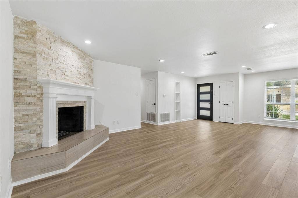8148 Clear Springs Road, Dallas, TX 75240 8148 Clear Springs Road, Dallas, TX 75240