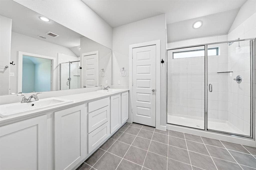 2120 Mossfield Lane, Forney, TX 75126 2120 Mossfield Lane, Forney, TX 75126