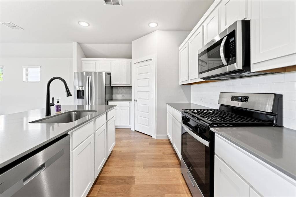 2120 Mossfield Lane, Forney, TX 75126 2120 Mossfield Lane, Forney, TX 75126