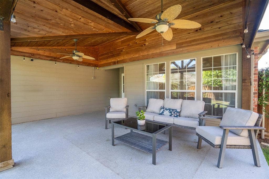 5924 Saddle Club Trail, McKinney, TX 75070 5924 Saddle Club Trail, McKinney, TX 75070