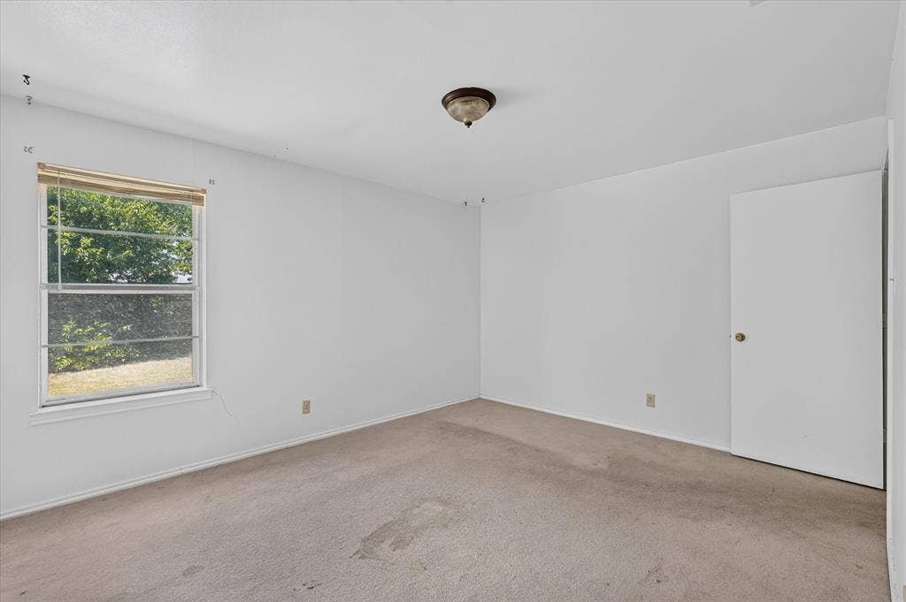 203 Myrtle Avenue, Waxahachie, TX 75165