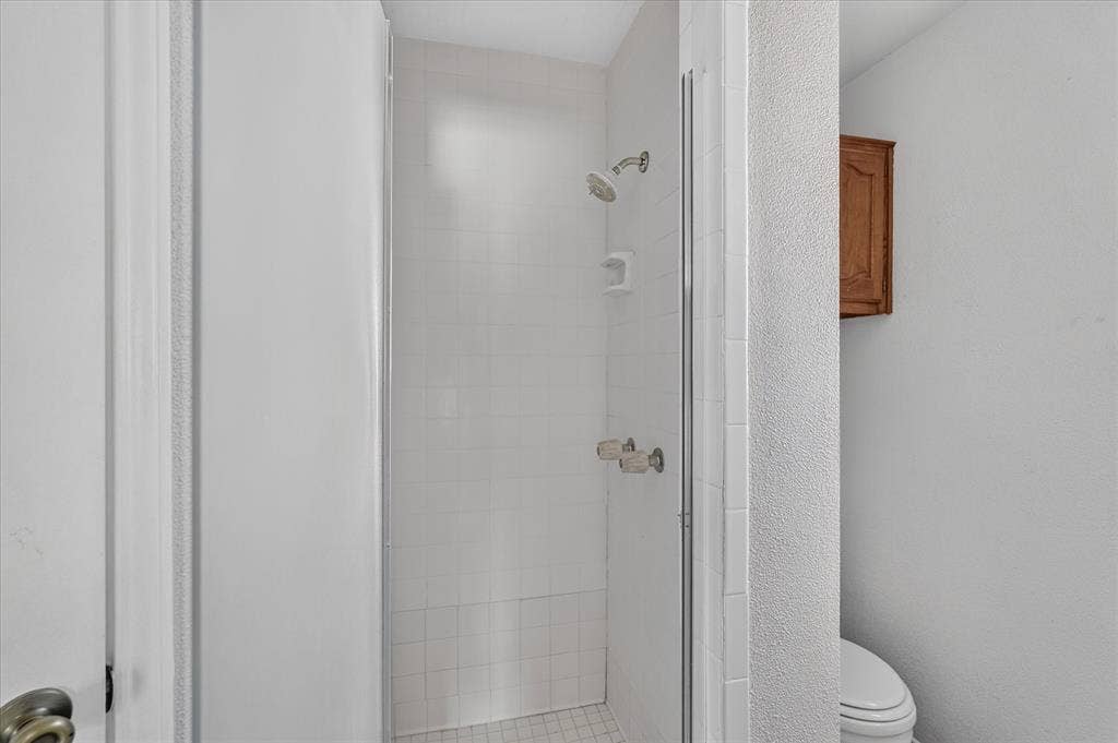 203 Myrtle Avenue, Waxahachie, TX 75165
