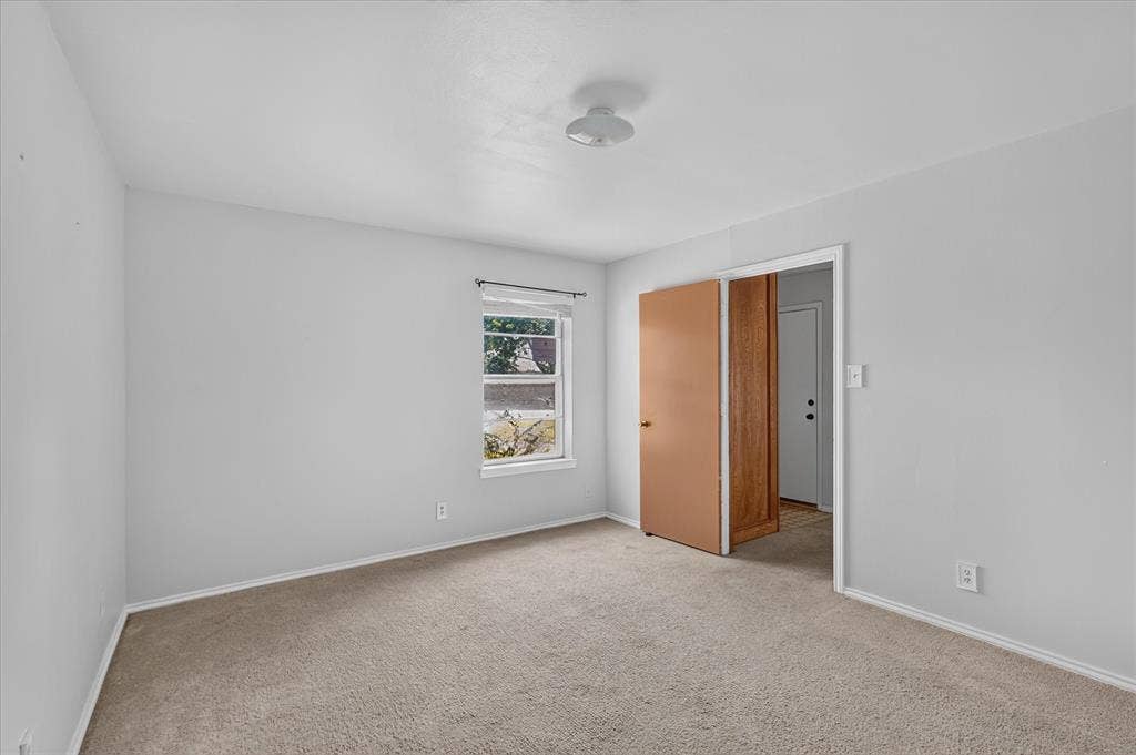 203 Myrtle Avenue, Waxahachie, TX 75165