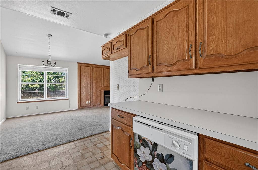 203 Myrtle Avenue, Waxahachie, TX 75165