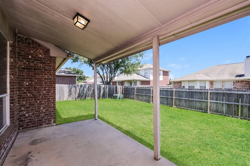 1909 Saint Nevis Drive, Mansfield, TX 76063