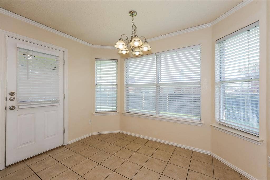 1909 Saint Nevis Drive, Mansfield, TX 76063