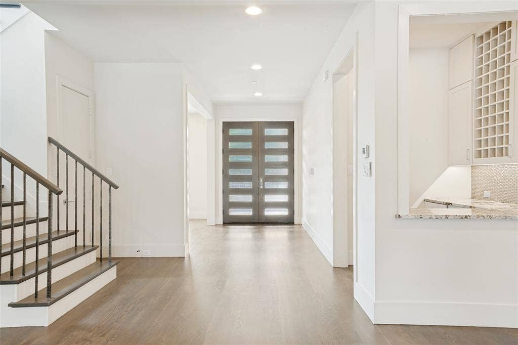 7714 Roper Street, Dallas, TX 75209 7714 Roper Street, Dallas, TX 75209